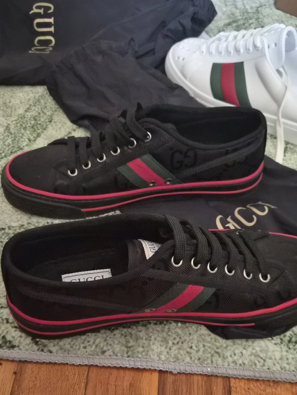 Unisex GUCCI Black Tennis Sneakers with Signature Web Stripe Women 39 Mens 7.5